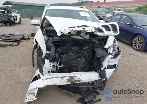 2014 Jeep Cherokee Limited из США, поврежденный, VIN 1C4PJMDB9EW218960